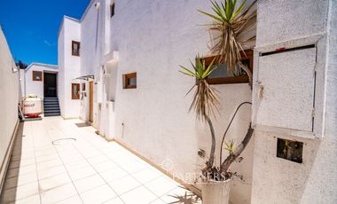 Amplia y cómoda casa cercana a colegios en San Joaquín