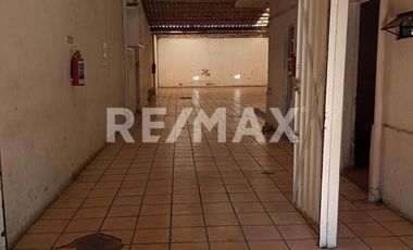 BODEGA COMERCIAL, EXCELENTE UBICACION - (3)