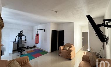 Casa en Venta con Terreno Incluido en Cerradas de Rinconada, Apodaca N.L.