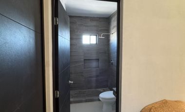 Casa en Venta con Terreno Incluido en Cerradas de Rinconada, Apodaca N.L.