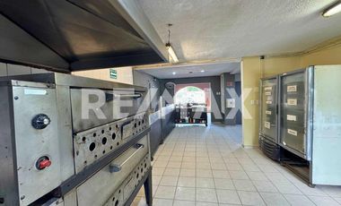 Comercio en av. la luna Cancún - (3)