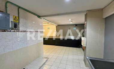 Comercio en av. la luna Cancún - (3)