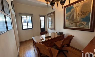 Se renta casa en Rio Ebro con uso de suelo comercial o habitacional