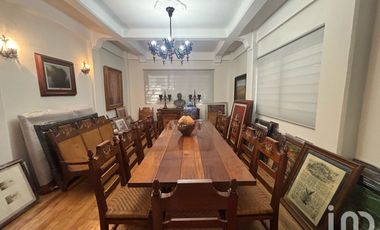 Se renta casa en Rio Ebro con uso de suelo comercial o habitacional
