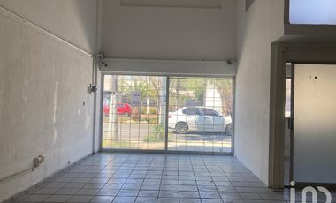 LOCAL EN RENTA. ALAMEDA. CELAYA