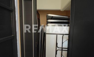 Venta de amplia propiedad para inversión. Salón de eventos y amplia alberca - (3)