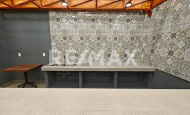 Venta de amplia propiedad para inversión. Salón de eventos y amplia alberca - (3)