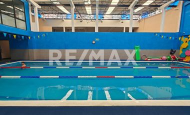 Venta de amplia propiedad para inversión. Salón de eventos y amplia alberca - (3)