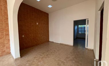 Casa en renta para área comercial en el centro de San Andrés Tuxtla, Veracruz