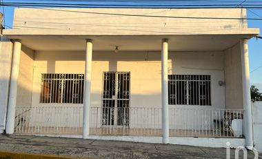 Casa en renta para área comercial en el centro de San Andrés Tuxtla, Veracruz