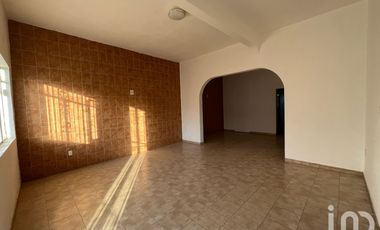 Casa en renta para área comercial en el centro de San Andrés Tuxtla, Veracruz