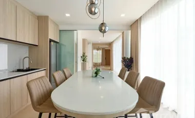 Modern Luxury spacious design, private pool with waterfall