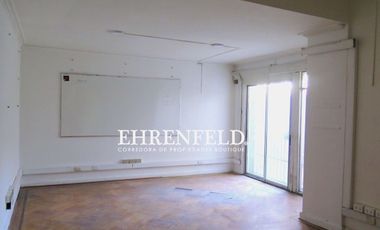 Cirujano Guzmán.Providencia, Santiago. Gran Casona 682 m2.
