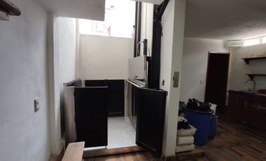 Casa en Venta con Local Comercial en El Chamizal, Pedro Escobedo, Querétaro.