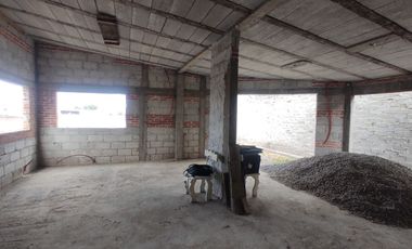 Casa en Venta con Local Comercial en El Chamizal, Pedro Escobedo, Querétaro.