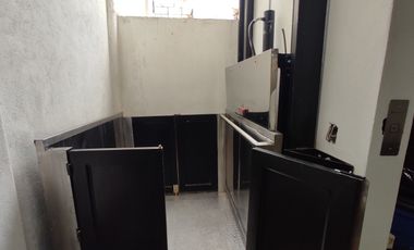 Casa en Venta con Local Comercial en El Chamizal, Pedro Escobedo, Querétaro.