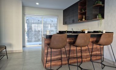 SOLO 1 A ESTE PRECIO QUE NO TE LA GANEN, MODERNA CASA EN COTO TERRALTA.