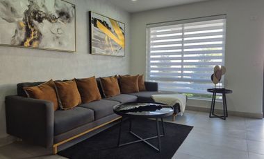 SOLO 1 A ESTE PRECIO QUE NO TE LA GANEN, MODERNA CASA EN COTO TERRALTA.