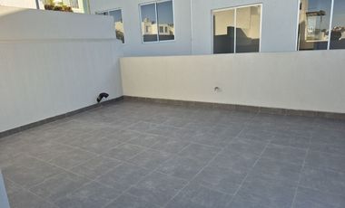 SOLO 1 A ESTE PRECIO QUE NO TE LA GANEN, MODERNA CASA EN COTO TERRALTA.
