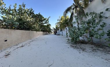 Casa frente al mar y con paneles solares en venta en Chelem, Progreso, Yucatán