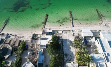 Casa frente al mar y con paneles solares en venta en Chelem, Progreso, Yucatán