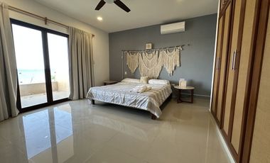 Casa frente al mar y con paneles solares en venta en Chelem, Progreso, Yucatán