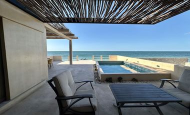 Casa frente al mar y con paneles solares en venta en Chelem, Progreso, Yucatán