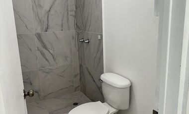 Casa en renta en Otay Universidad, una sola planta, 3 recámaras, 2 baños.
