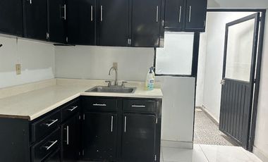 Casa en renta en Otay Universidad, una sola planta, 3 recámaras, 2 baños.