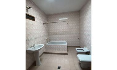 CASA  EN CALLE  1 Nº  168- Granadero Baigorria