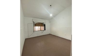 CASA  EN CALLE  1 Nº  168- Granadero Baigorria