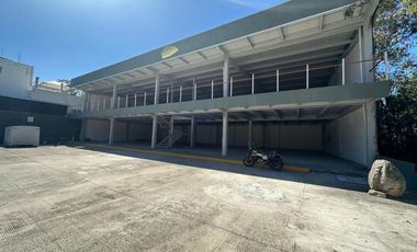 Locales Comerciales Bosques del Lago