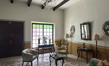 Casa Amueblada Colonial en San Román
