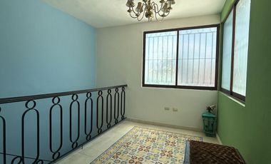Casa Amueblada Colonial en San Román