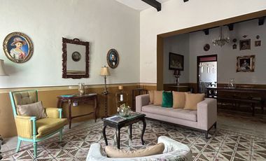 Casa Amueblada Colonial en San Román