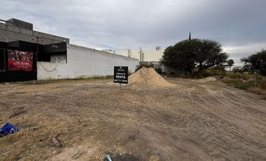 CAMINO A VANEGAS CORREGIDORA TERRENO EN RENTA SOBRE AVENIDA $26,500 MXN (SM)