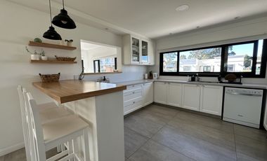 Moderna casa en alquiler temporal