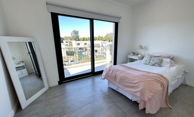 Moderna casa en alquiler temporal