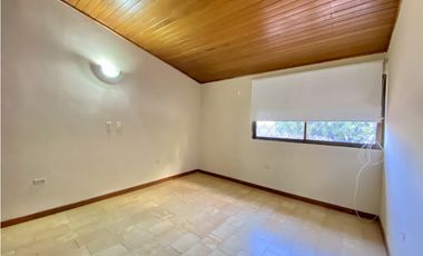 CASA EN ARRIENDO EN BAVARIA PARA USO VIVIENDA O COMERCIAL