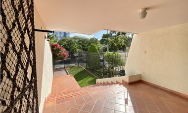 CASA EN ARRIENDO EN BAVARIA PARA USO VIVIENDA O COMERCIAL