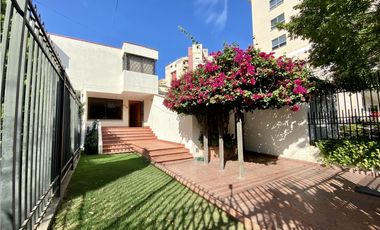 CASA EN ARRIENDO EN BAVARIA PARA USO VIVIENDA O COMERCIAL