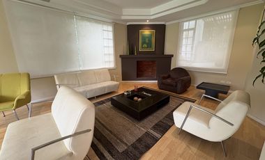 CASA EN VENTA O RENTA CUMBAYA URB. LUJO