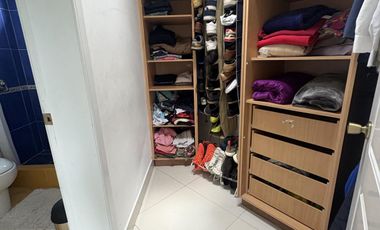 CASA EN VENTA O RENTA CUMBAYA URB. LUJO