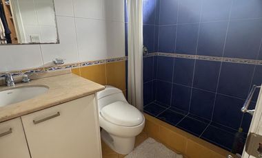 CASA EN VENTA O RENTA CUMBAYA URB. LUJO
