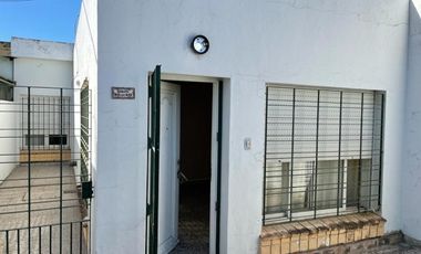 Â¡CASA A UNA CUADRA DEL PARQUE CERVECERO!