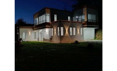 Vendo Espectacular casa campestre