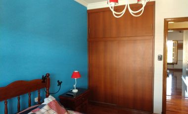 CHALET DE 6 AMBIENTES CON QUINCHO Y PISCINA EN COLINAS PERALTA RAMOS (APTO CREDITO)