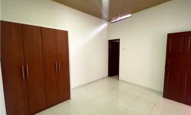 Maat Arrienda Casa Barrio San Antonio $1.900.000