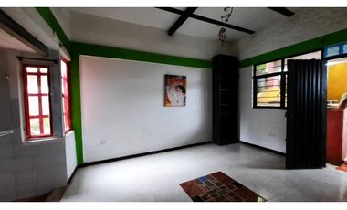 ref 990a vendo casa campestre yumbo parte alta peñas negras