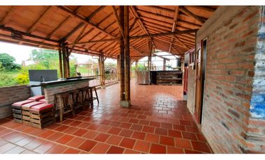 ref 990a vendo casa campestre yumbo parte alta peñas negras